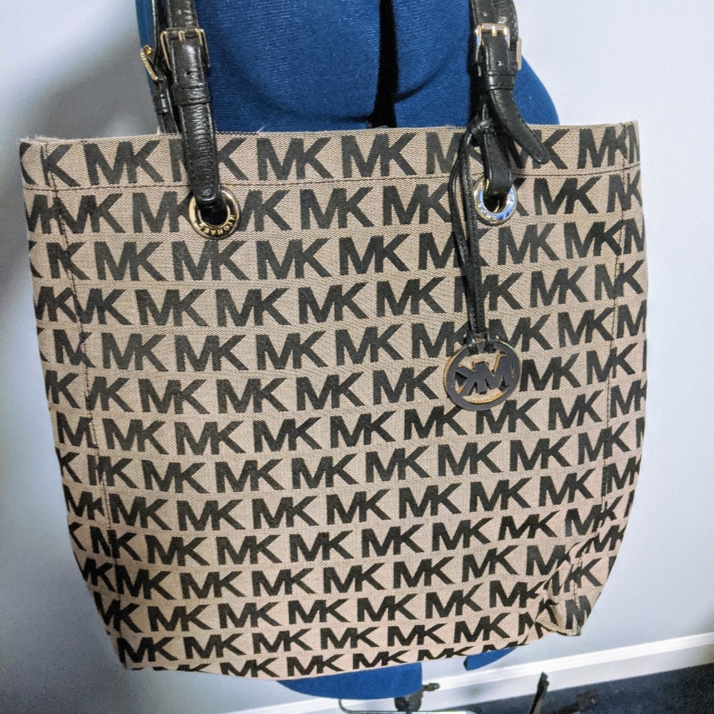 Michael Kors Jet Set Black and Grey Fabric Tote